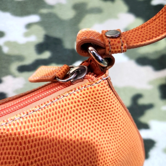 Peach Purse - Picture 6 of 12